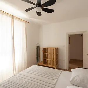  Apartman With Private Parking Croatia